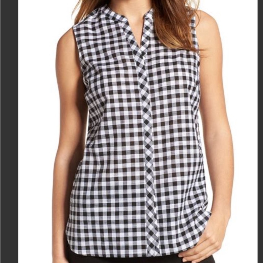 Black gingham sleeveless button down top